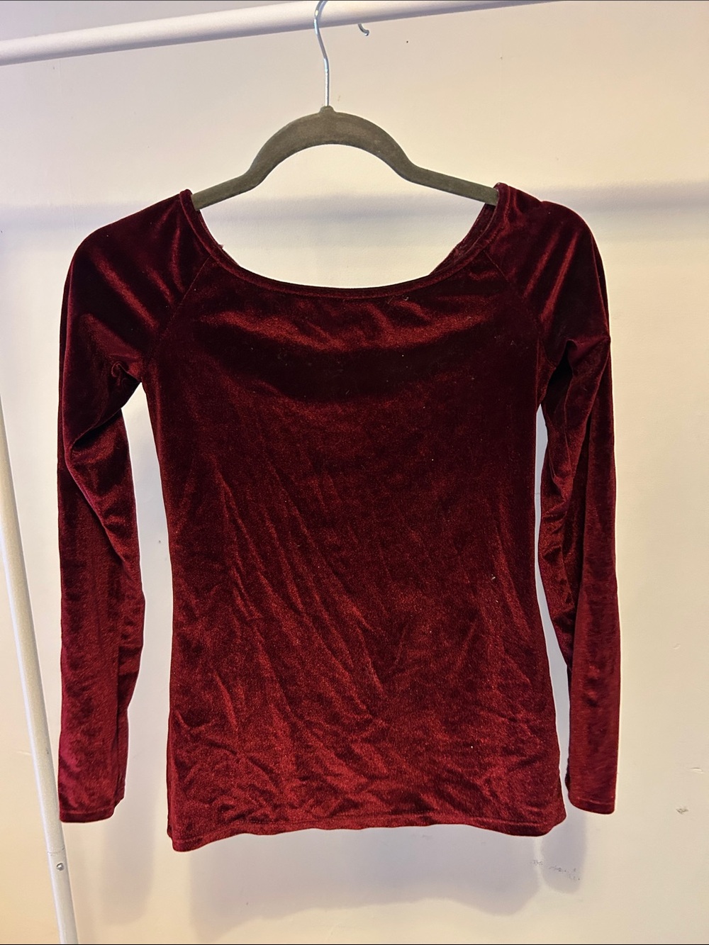 Women's Velvet Long-Sleeve Tee in Deep Wine
